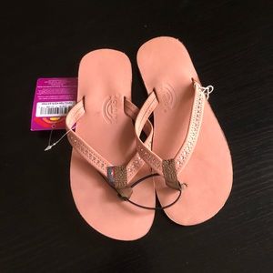 Girls Sz 2-3 rainbow pink flip flops